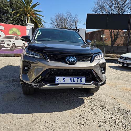 Toyota Fortuner V 2.8 GD-6 VX Auto