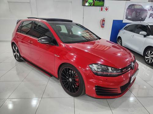Volkswagen (VW) Golf 7 GTi 2.0 TSi
