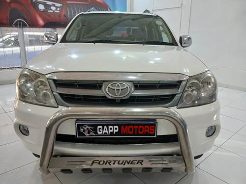 Toyota Fortuner I 4.0 V6 Raised Body