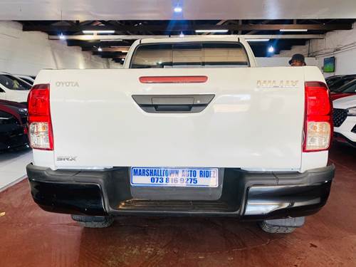 Toyota Hilux 2.4 GD 6 RB SRX P/U Extended Cab