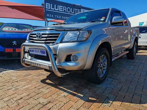 Toyota Hilux ( II) 3.0 D-4D Raider Xtra Cab