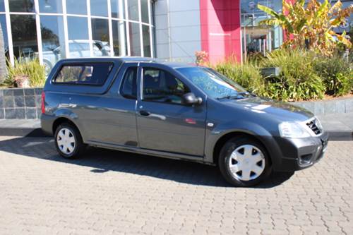 Nissan NP200 1.6i Pack