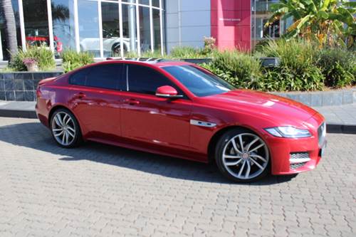Jaguar XF 2.0 R-Sport (132 kW)