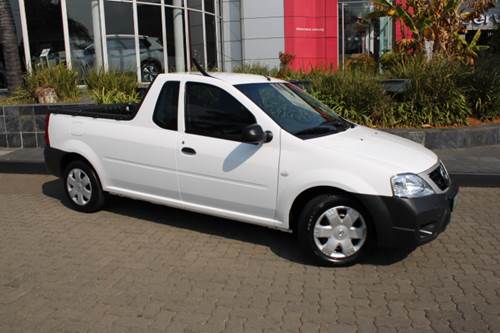 Nissan NP200 1.6i Pack