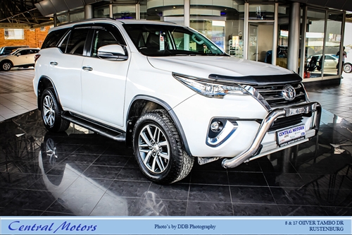 Toyota Fortuner IV 2.8 GD-6 Epic Auto