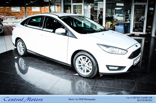 Ford Focus 1.0 EcoBoost Trend Sedan