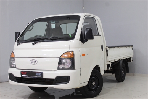 Hyundai H100 2.6 D Euro II Dropside Aircon