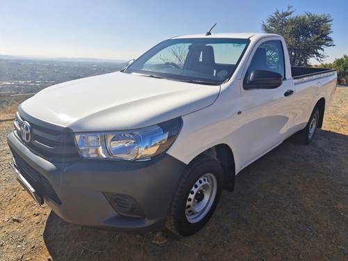 Toyota Hilux 2.0 VVTi Aircon Single Cab