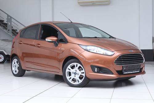 Ford Fiesta 1.4i Trend 5 Door