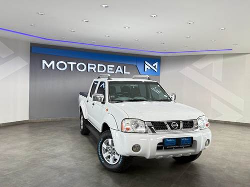 Nissan Hardbody NP300 2.4i Hi-Rider Double Cab
