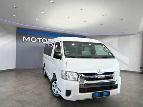 Toyota Quantum 2.5 D-4D 10 Seat
