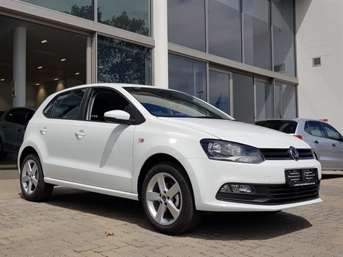 Volkswagen (VW) Polo Vivo 1.6 Hatch Comfortline Tiptronic 5 Door