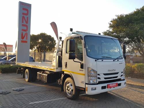 Isuzu NQR 500 SWB