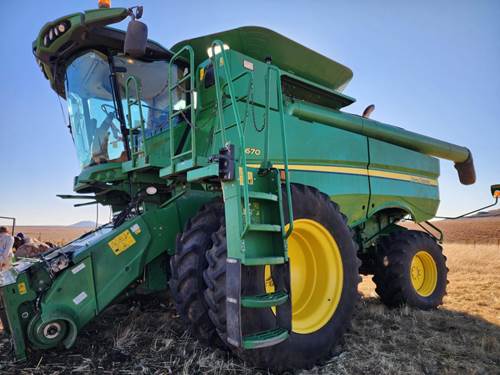 John Deere S670 Combine (Agric)