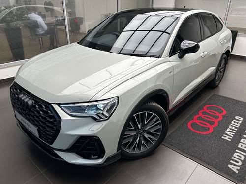 Audi Q3 Sportback  (35 TFSi) Black Edition