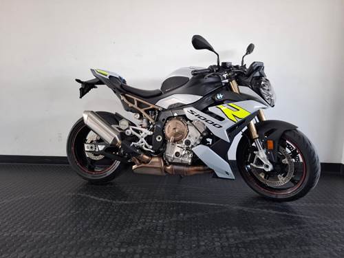 BMW S1000 R