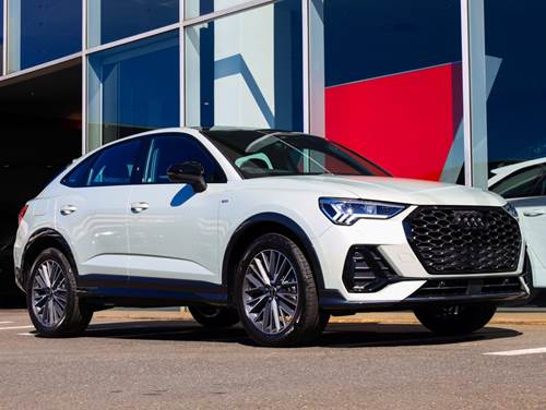 Audi Q3 Sportback  (35 TFSi) Black Edition