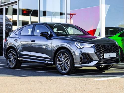 Audi Q3 Sportback  (35 TFSi) Black Edition