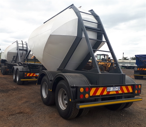 Hendred Fruehauf Dry Bulk Tanker
