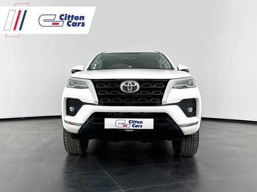 Toyota Fortuner V 2.4 GD-6 Raised Body Auto