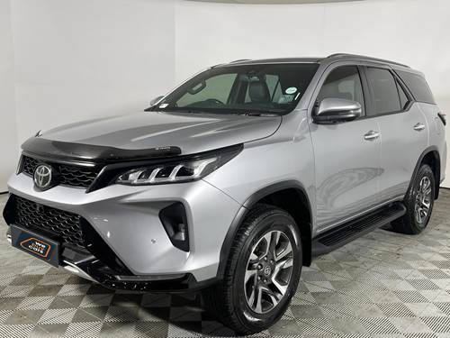 Toyota Fortuner VI 2.8GD-6 VX Auto 4x4