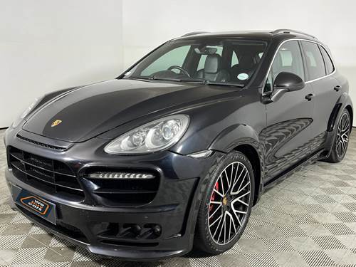 Porsche Cayenne Turbo S Tiptronic (E2)
