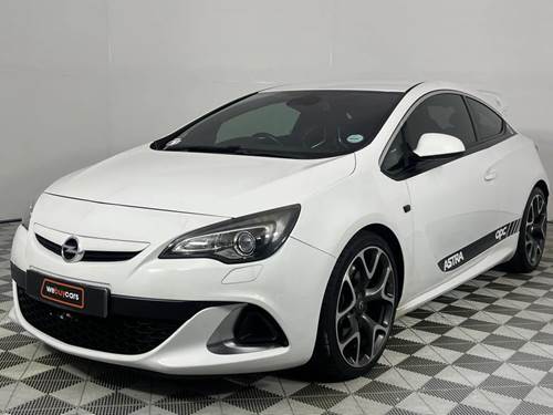 Opel Astra 2.0 T OPC (206 kW) 3 Door