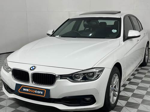 BMW 320i (F30) Auto