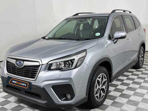 Subaru Forester 2.0i L ES CVT