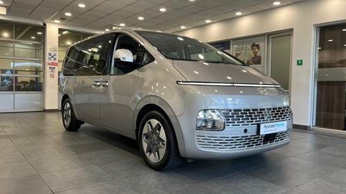 Hyundai Staria 2.2D Elite (9 Seater)