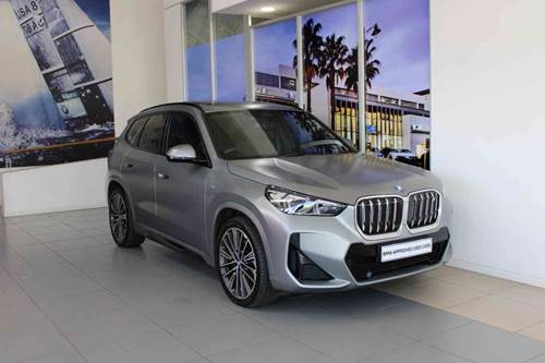 BMW iX1 xDRIVE30 M-Sport
