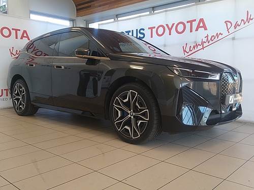 BMW iX xDRIVE50