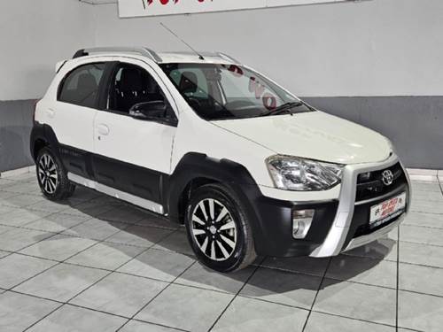 Toyota Etios Cross 1.5 Xs Hatch