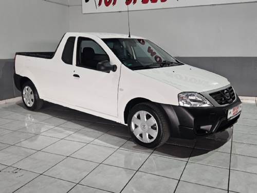 Nissan NP200 1.6i Pack