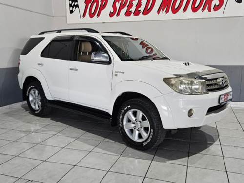 Toyota Fortuner III 3.0 D-4D 4x4 Auto