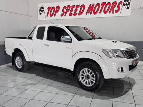 Toyota Hilux ( II) 3.0 D-4D Raider Xtra Cab 4X4