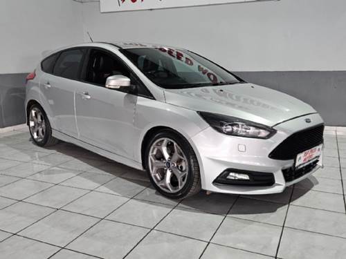 Ford Focus 2.0 Ecoboost ST3 5 Door