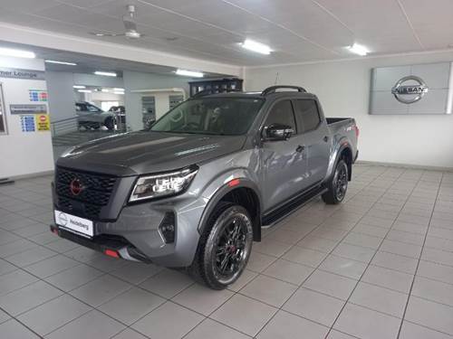 Nissan Navara 2.5 DDTi Pro-4X Double Cab Auto 4x4