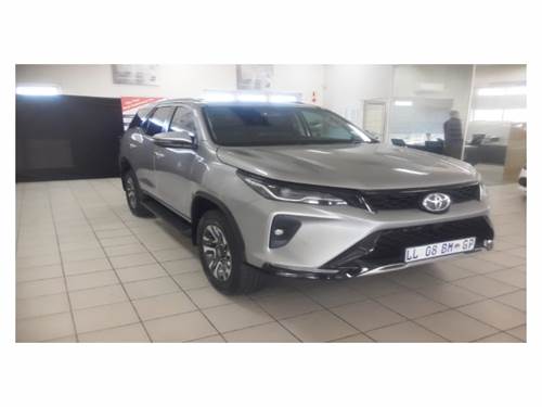Toyota Fortuner VI 2.4GD-6 Raised Body Auto