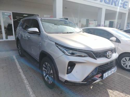 Toyota Fortuner VI 2.4GD-6 Auto 4x4