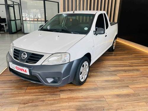 Nissan NP200 1.6i Pack