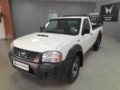 Nissan Hardbody NP300 2.5 TDi LWB 4X4 Single Cab