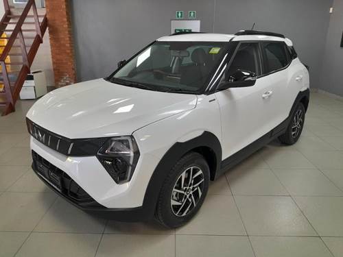 Mahindra XUV 3XO 1.2T AX5 