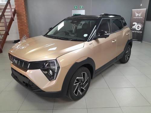 Mahindra XUV 3XO 1.2T AX7L Auto