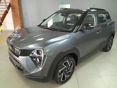 Mahindra XUV 3XO 1.2T AX7L Auto