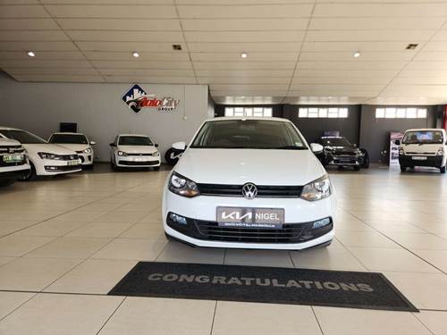 Volkswagen (VW) Polo Vivo 1.6 Hatch Highline 5 Door