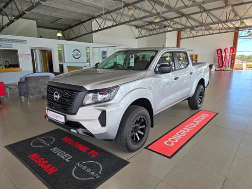 Nissan Navara 2.5 DDTi SE Double Cab Auto