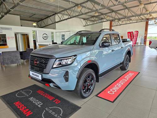 Nissan Navara 2.5 DDTi Pro-4X Double Cab Auto 4x4