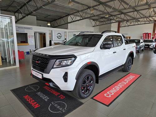 Nissan Navara 2.5 DDTi Pro-4X Double Cab Auto 4x4