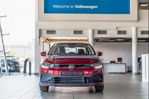 Volkswagen (VW) Polo Sedan 1.6